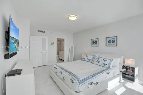 2501 S Ocean Drive Hollywood FL 33019
