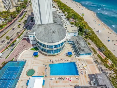 5445 Collins Avenue Miami Beach FL 33140