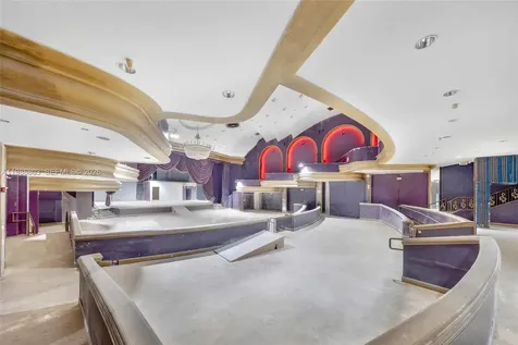 5445 Collins Avenue Miami Beach FL 33140