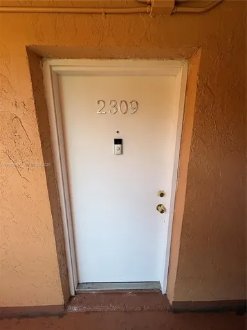 1950 W 56th Street Hialeah FL 33012