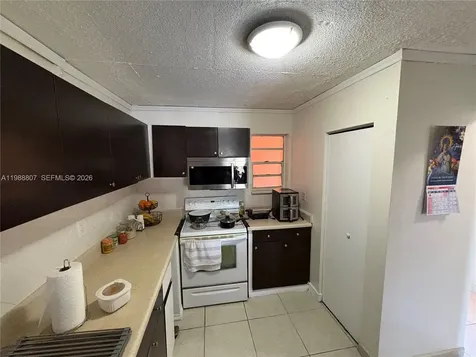 1950 W 56th Street Hialeah FL 33012