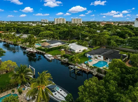 1805 Keystone Boulevard North Miami FL 33181