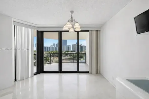 19667 Turnberry Way Aventura FL 33180