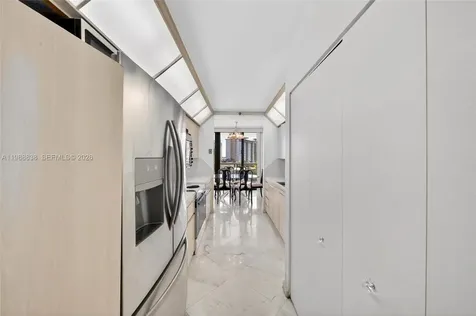 19667 Turnberry Way Aventura FL 33180