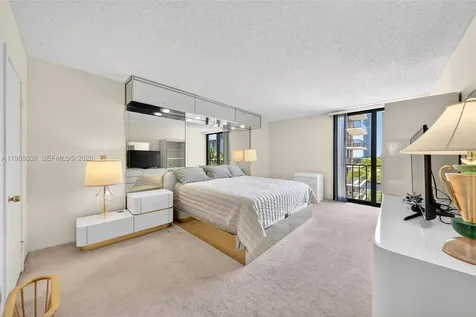 19667 Turnberry Way Aventura FL 33180