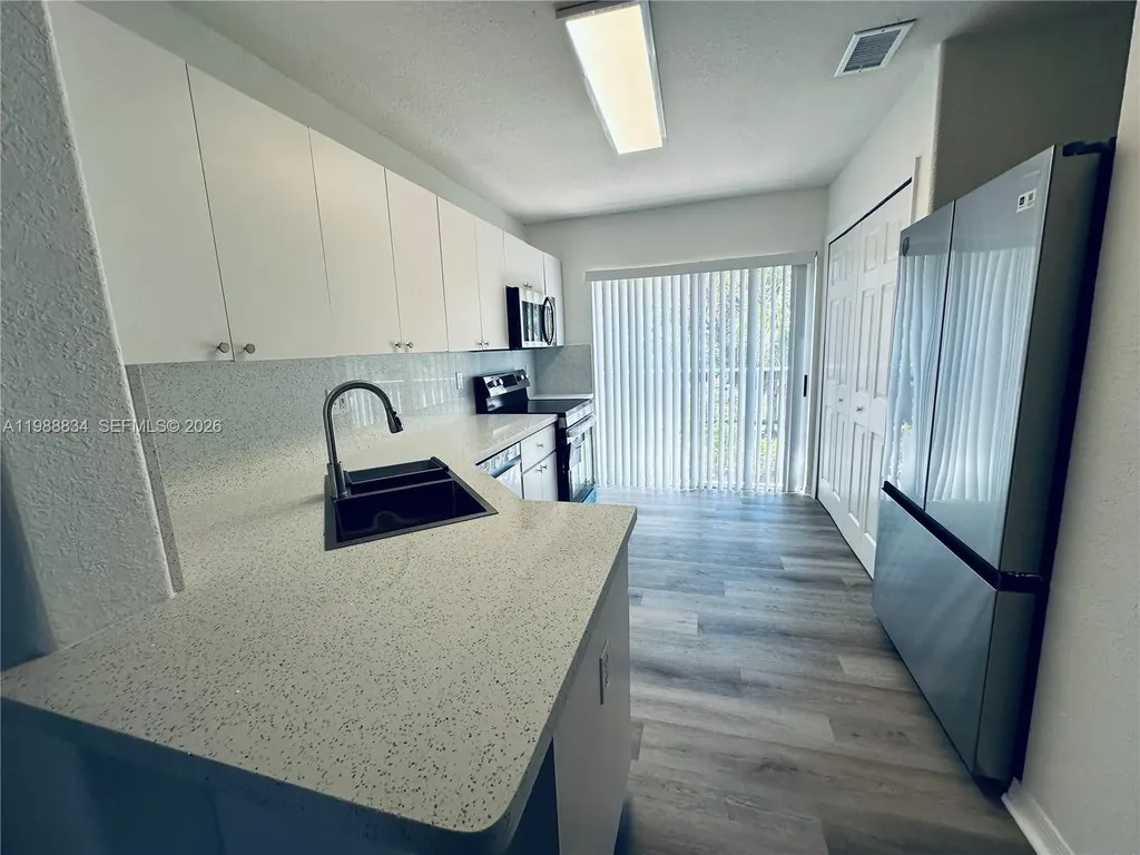 5705 NW 109th Avenue Doral FL 33178