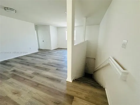5705 NW 109th Avenue Doral FL 33178