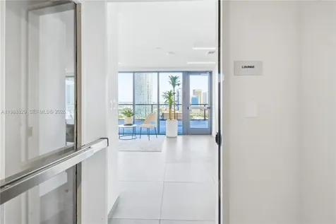 239 SW 9th Street Miami FL 33130