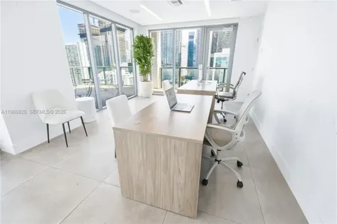 239 SW 9th Street Miami FL 33130