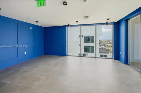 239 SW 9th Street Miami FL 33130