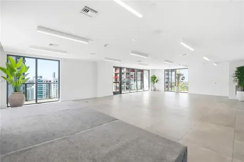239 SW 9th Street Miami FL 33130