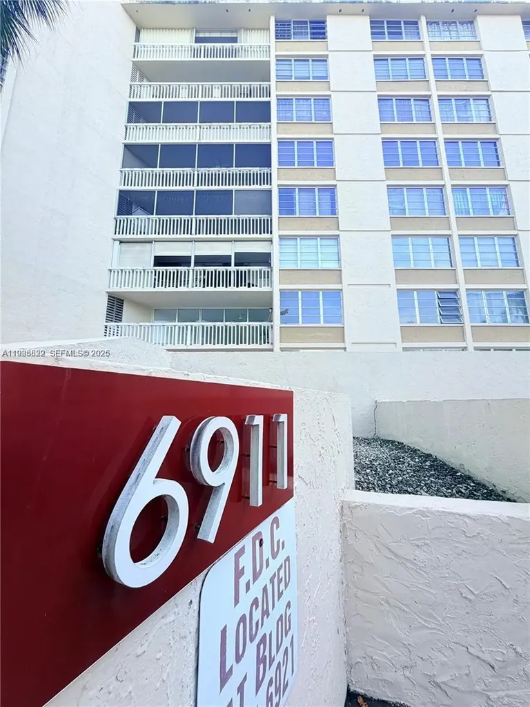 6911 Environ Boulevard Lauderhill FL 33319