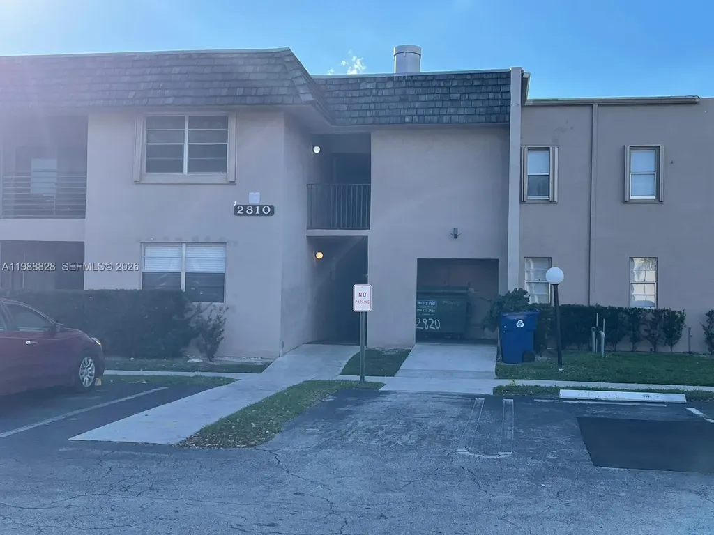 2810 Riverside Drive Coral Springs FL 33065