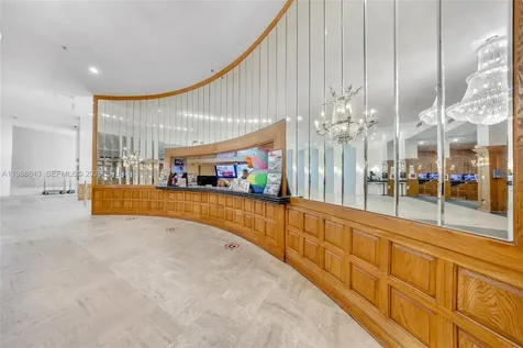 5445 Collins Avenue Miami Beach FL 33140