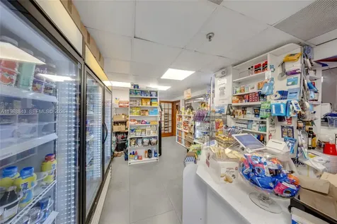 5445 Collins Avenue Miami Beach FL 33140