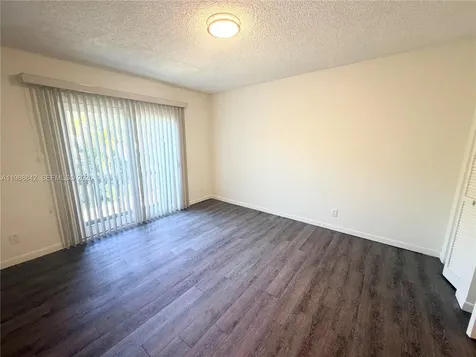 6131 SW 42nd Court Davie FL 33314