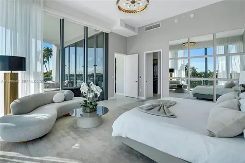 2811 S Bayshore Drive Miami FL 33133