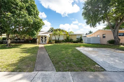 2010 NW 185th Terrace Miami Gardens FL 33056