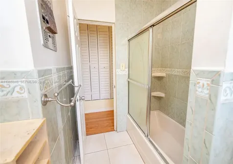 2010 NW 185th Terrace Miami Gardens FL 33056