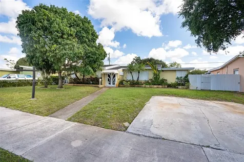 2010 NW 185th Terrace Miami Gardens FL 33056