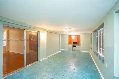 2010 NW 185th Terrace Miami Gardens FL 33056