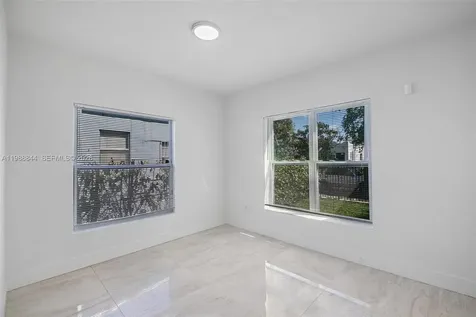 529 NW 42nd Street Miami FL 33127