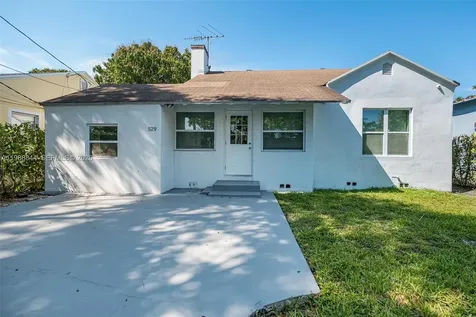 529 NW 42nd Street Miami FL 33127