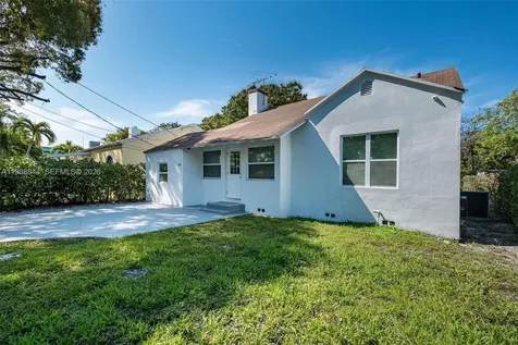 529 NW 42nd Street Miami FL 33127