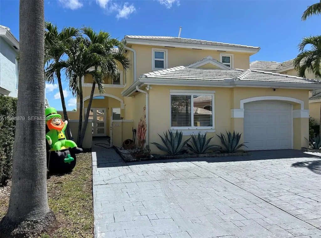 4767 SW 154th Avenue Miami FL 33185