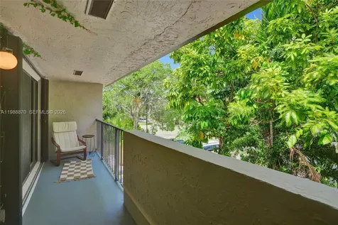 16465 NE 26th Avenue North Miami Beach FL 33160