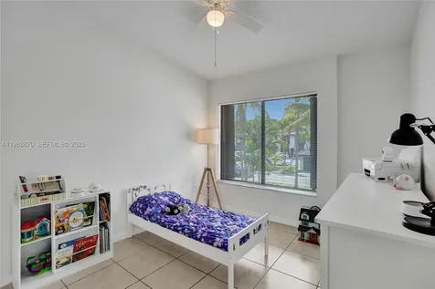 16465 NE 26th Avenue North Miami Beach FL 33160