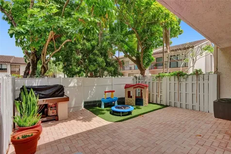 16465 NE 26th Avenue North Miami Beach FL 33160