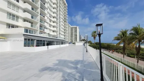 5601 Collins Avenue Miami Beach FL 33140