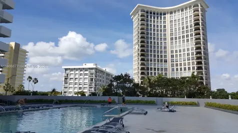 5601 Collins Avenue Miami Beach FL 33140