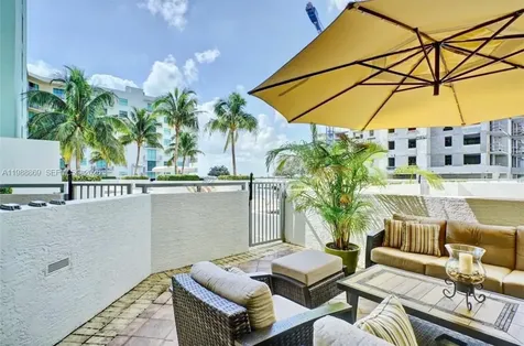 140 S Dixie Highway Hollywood FL 33020