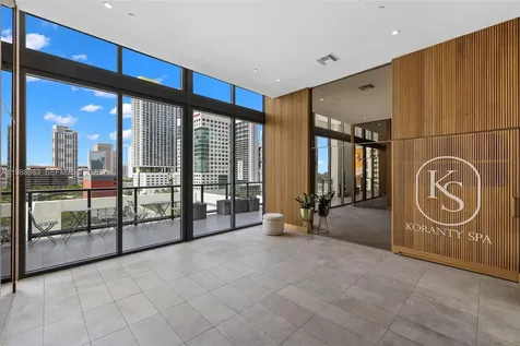 239 SW 9th Street Miami FL 33130