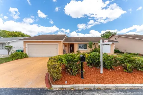 10021 SW 145th Place Miami FL 33186