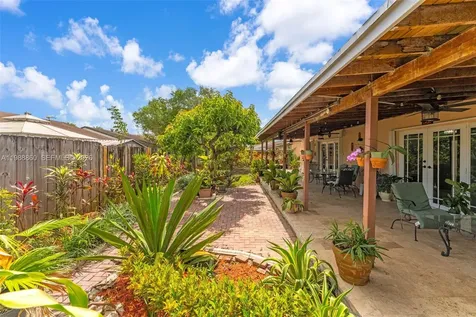 10021 SW 145th Place Miami FL 33186
