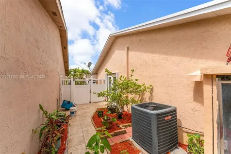 10021 SW 145th Place Miami FL 33186