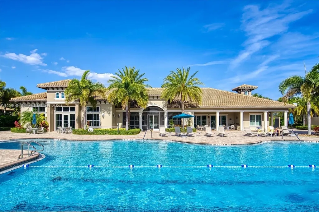1475 Silk Oak Drive Hollywood FL 33021