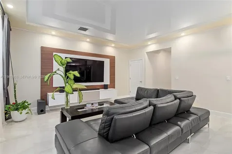 1475 Silk Oak Drive Hollywood FL 33021