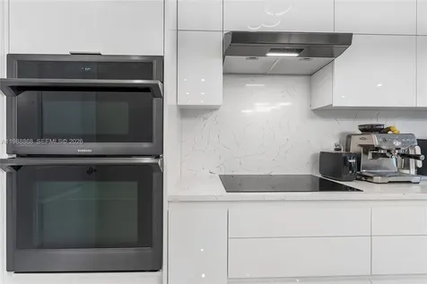 1475 Silk Oak Drive Hollywood FL 33021