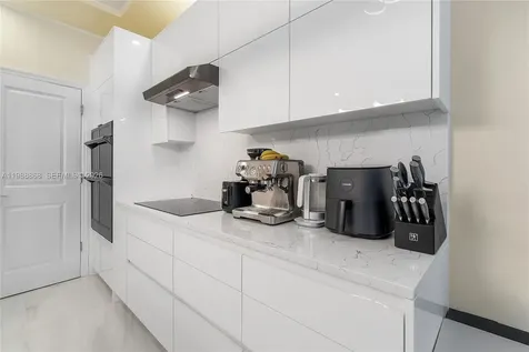 1475 Silk Oak Drive Hollywood FL 33021