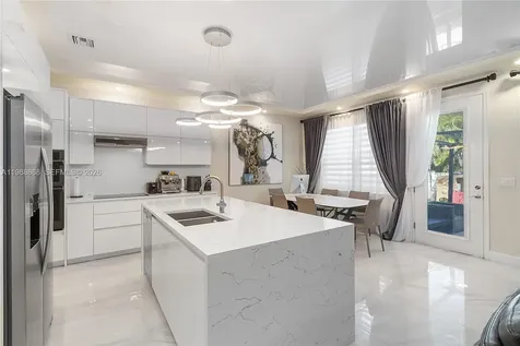 1475 Silk Oak Drive Hollywood FL 33021
