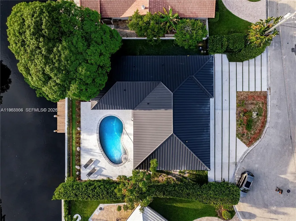 5561 NE 28th Avenue Fort Lauderdale FL 33308
