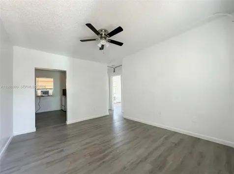 1117 NW 3rd Avenue Miami FL 33136