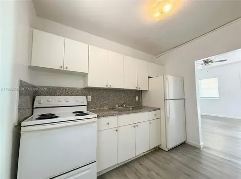 1117 NW 3rd Avenue Miami FL 33136