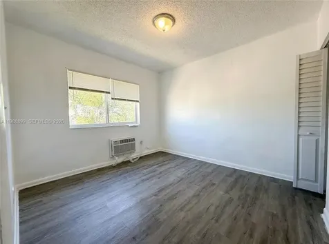 1117 NW 3rd Avenue Miami FL 33136