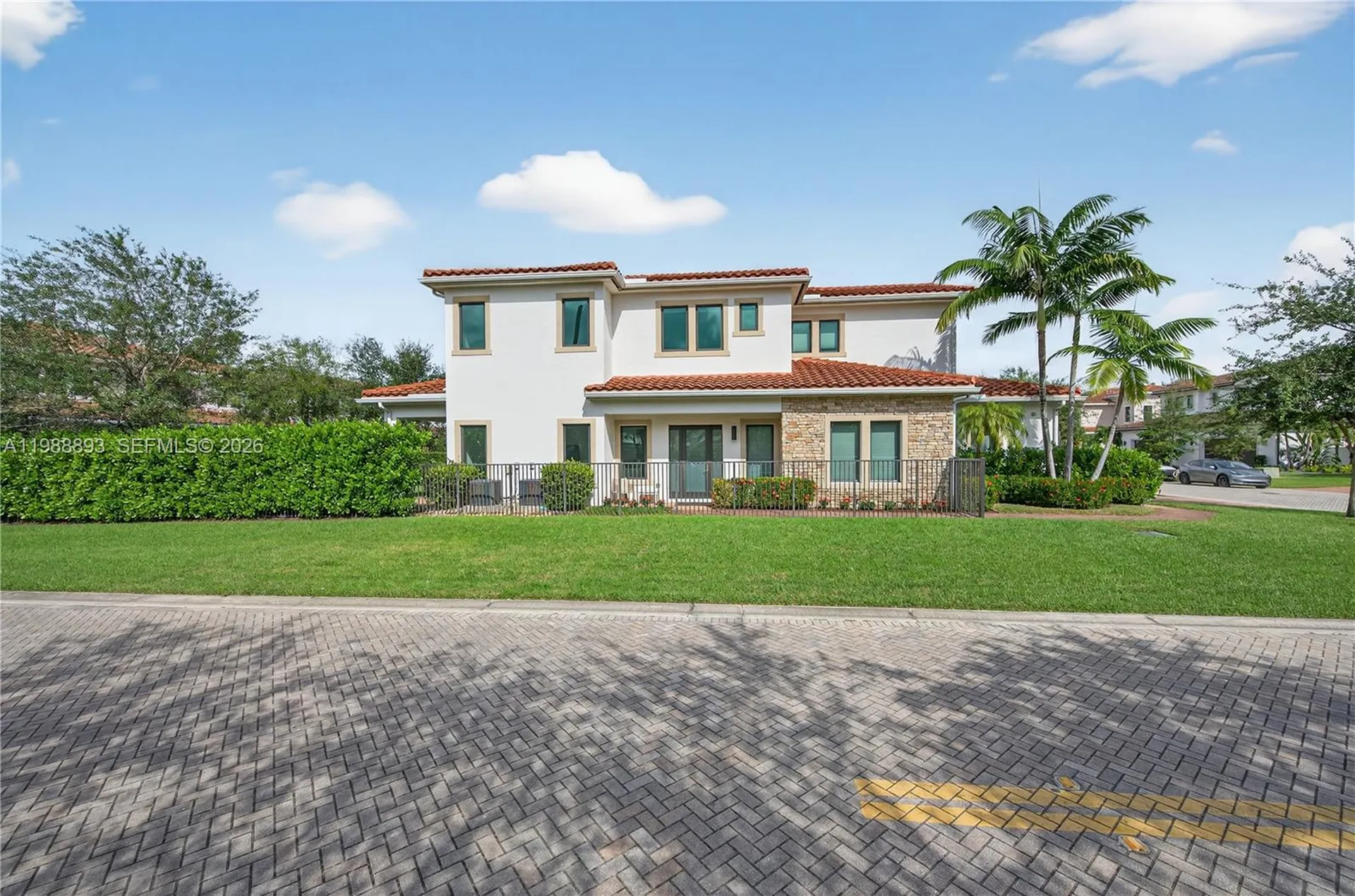 5999 E Brookfield Circle E Hollywood FL 33312
