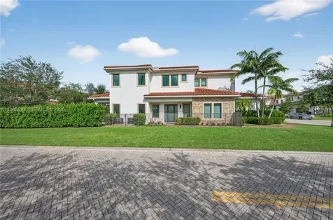 5999 E Brookfield Circle E Hollywood FL 33312